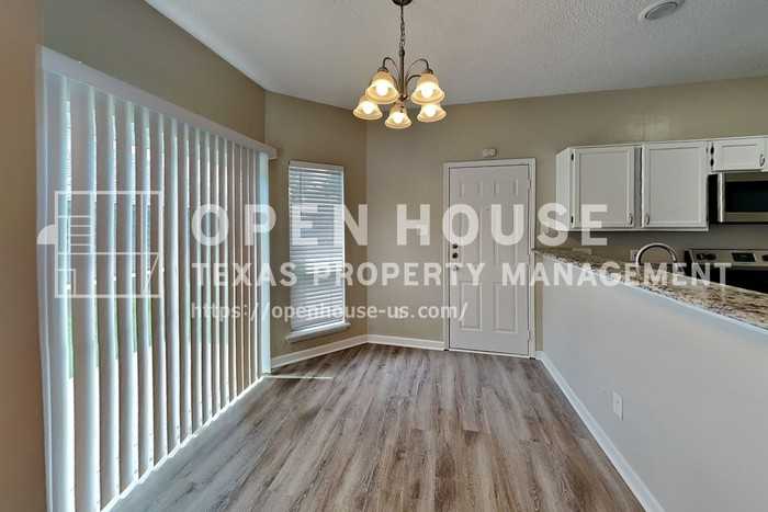 2413 Browning Dr - Photo 7 of 20