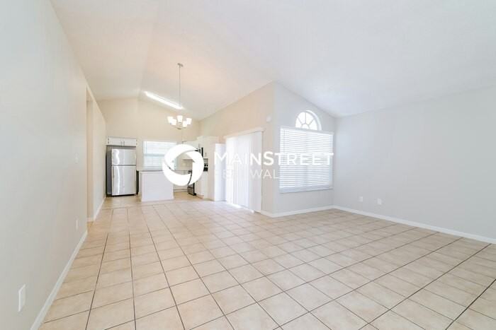 2551 Davenport Cir - Photo 3 of 16