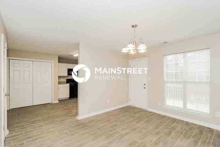 7500 Chads Cir - Photo 6 of 17