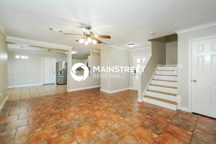 7330 Belmede Ct - Photo 7 of 17