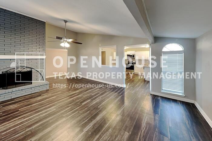5045 Nash Dr - Photo 4 of 20