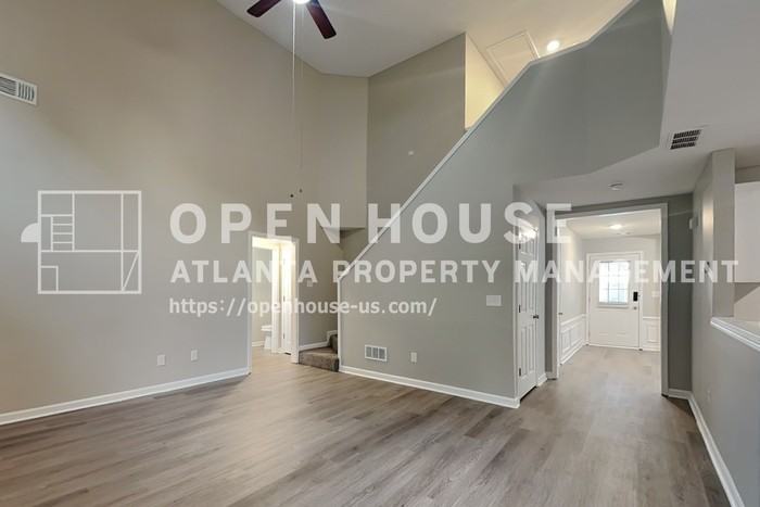 3206 Claybrooke Dr - Photo 4 of 29