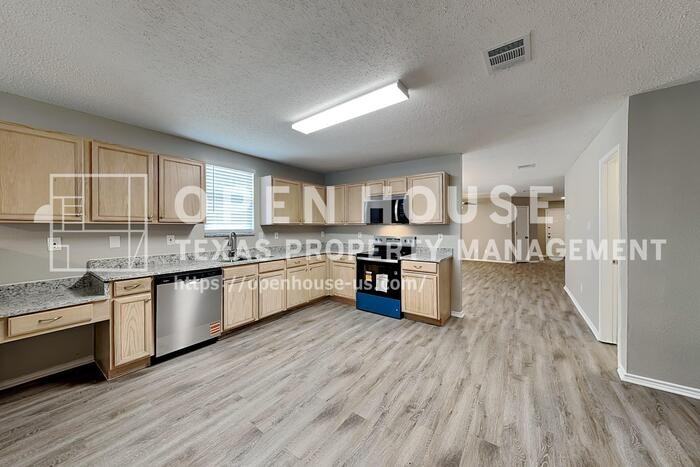 900 Rose Crystal Way - Photo 7 of 23