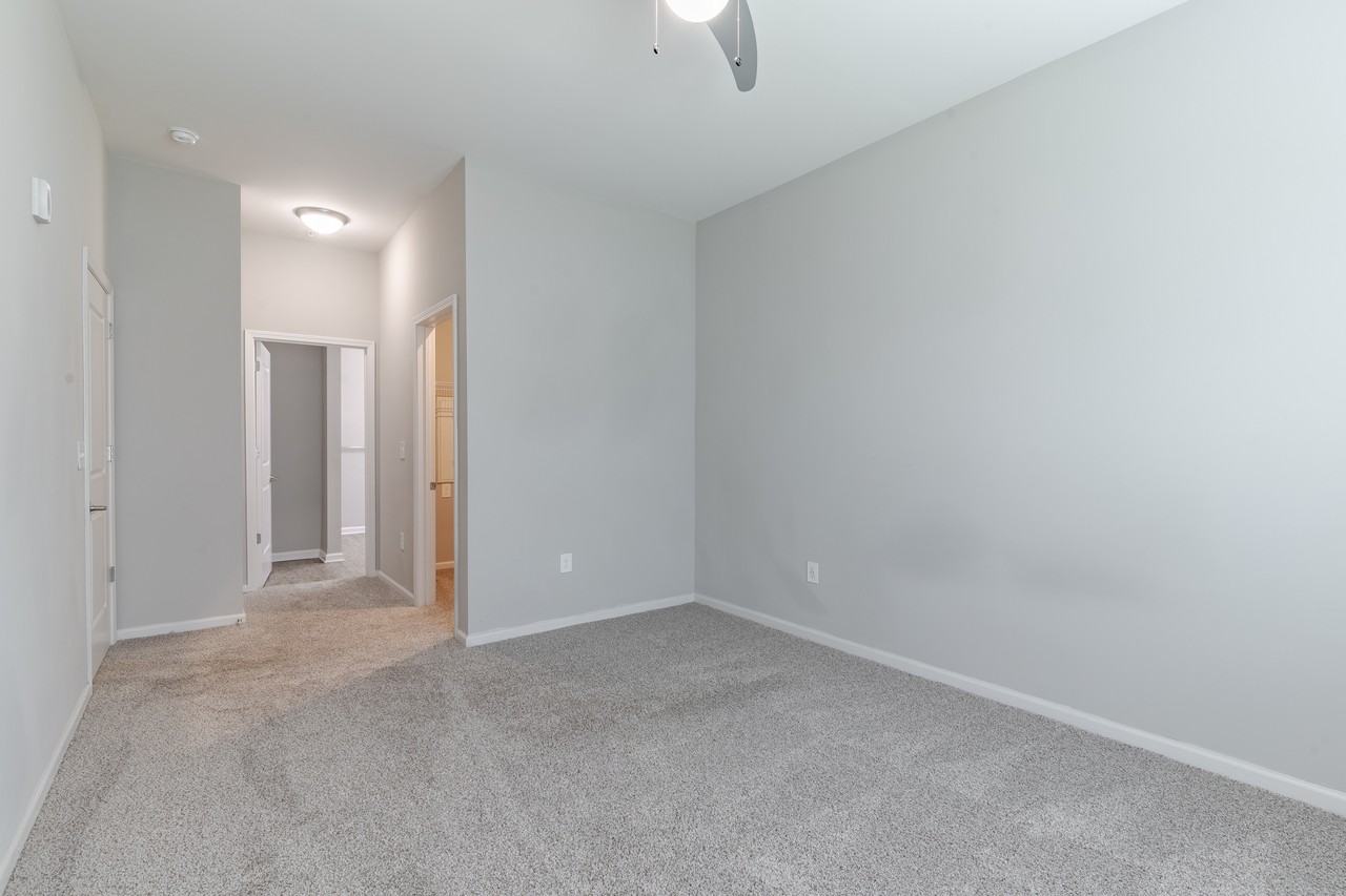 Residence at Riverwatch - Photo 6 of 26