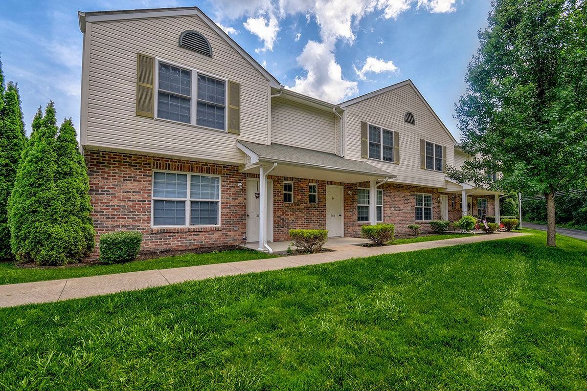 Oakmont Greene II - Photo 4 of 26