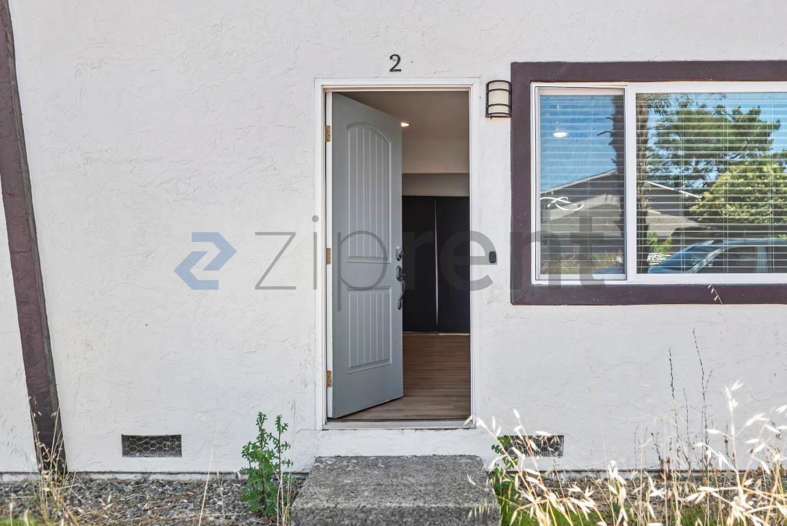 16730 Barnell Ave #2 - Photo 4 of 26
