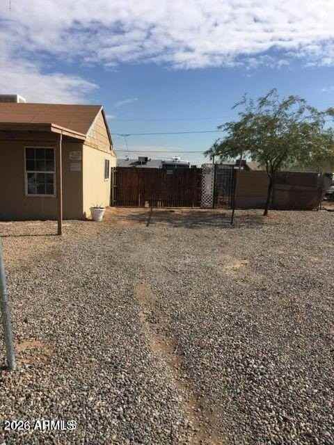 1711 S 28th Dr - Photo 7 of 13