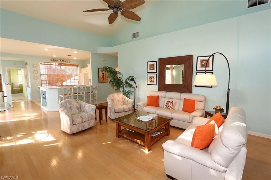 25100 Goldcrest Dr Apt 122 - Photo 4 of 6