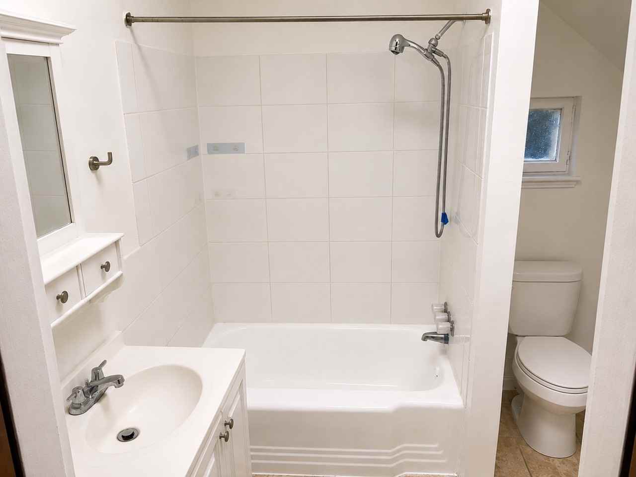 220 S Augusta Ave - Photo 6 of 8