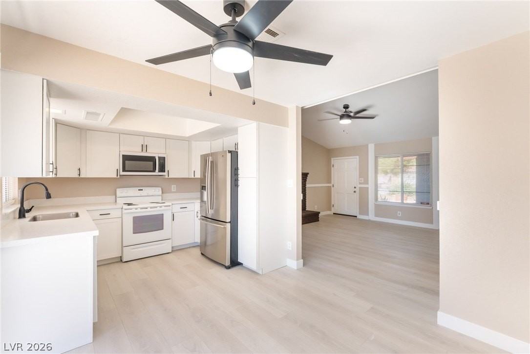 8813 Pavia Dr - Photo 2 of 20