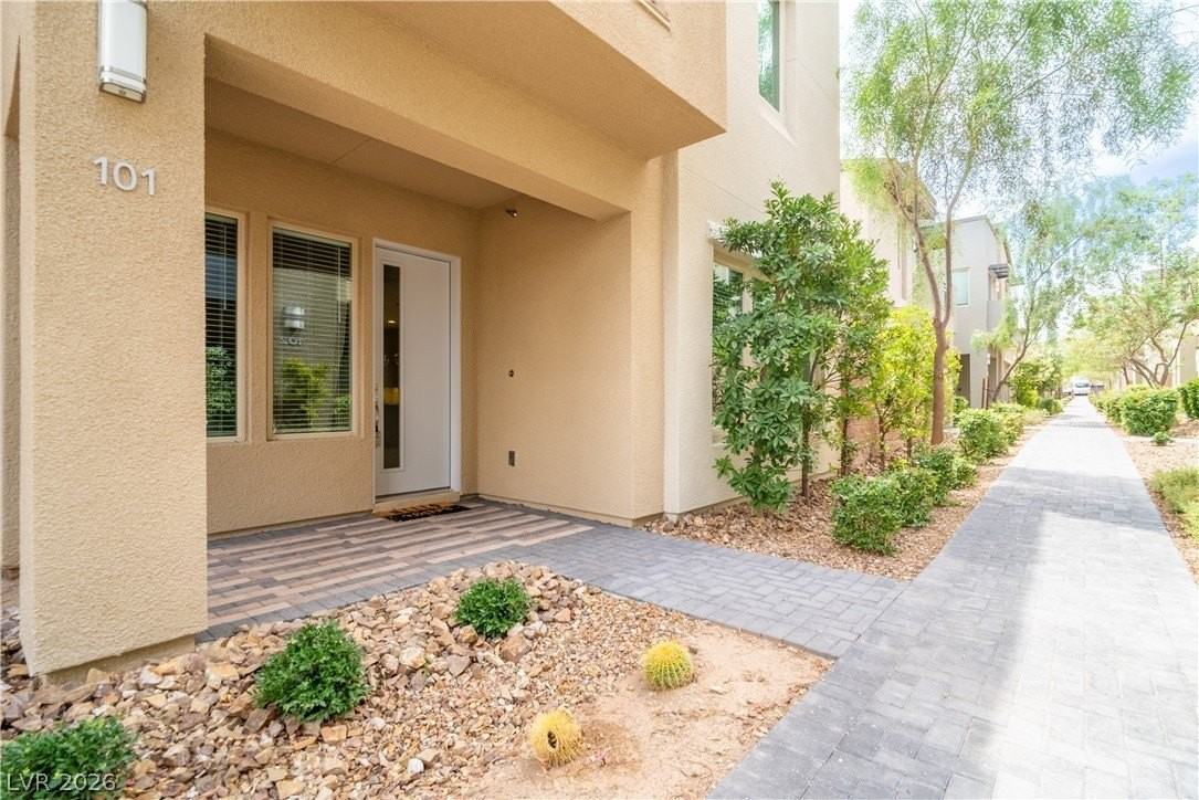 11250 Cactus Tower Ave #101 - Photo 3 of 45