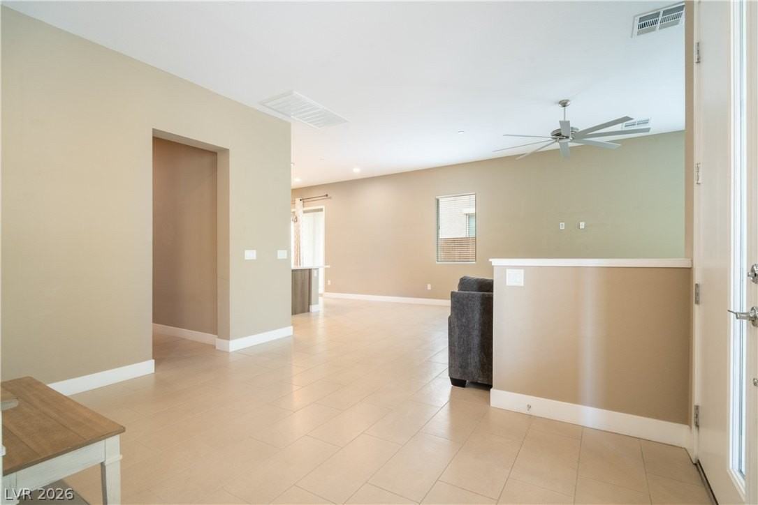 11250 Cactus Tower Ave #101 - Photo 7 of 45
