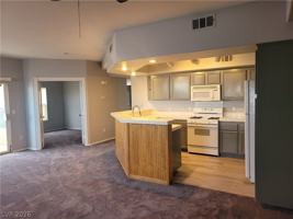 featured image of 6917 Cobre Azul Ave #202