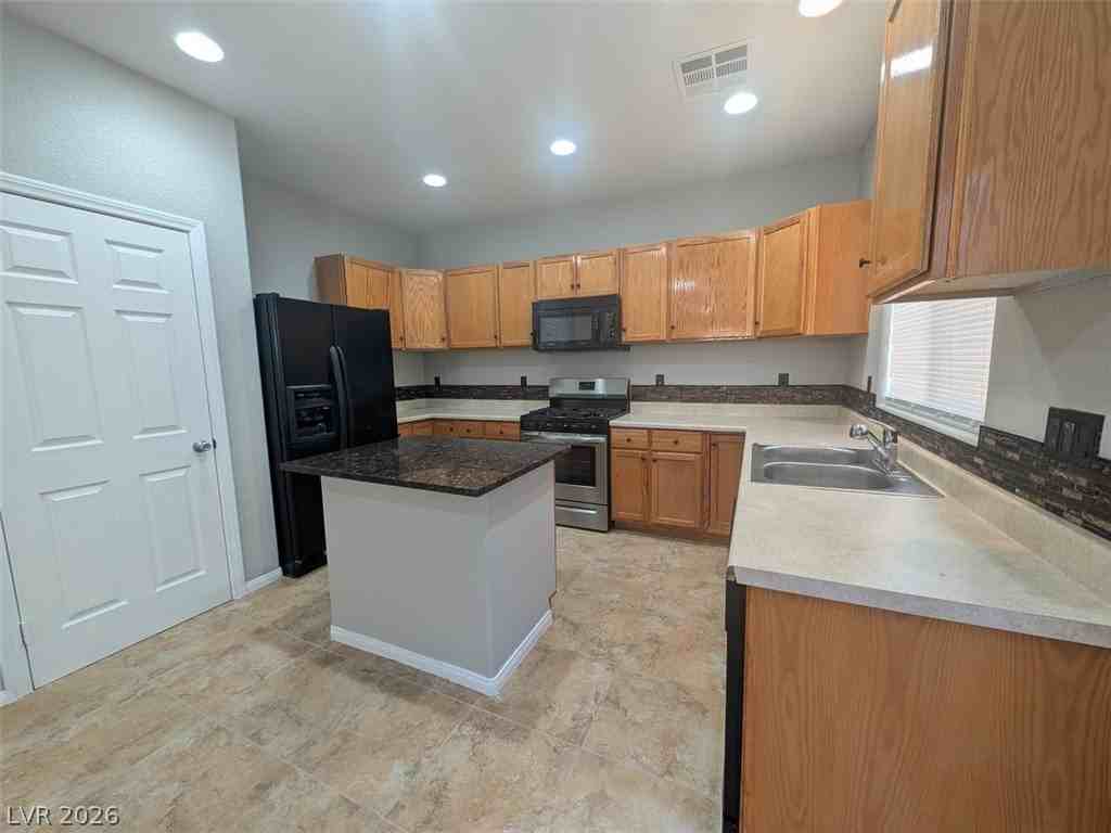 9332 Daffodil Sun Ave - Photo 6 of 23