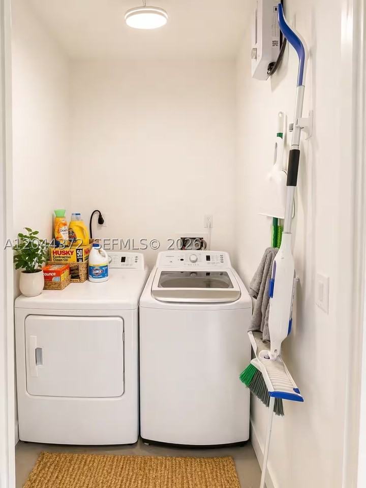 5712 Mayo St #1 - Photo 3 of 11