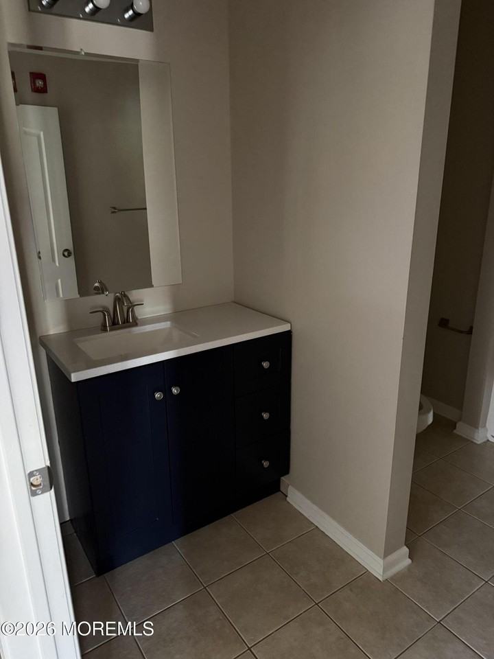 1 Memorial Dr #203 - Photo 7 of 7