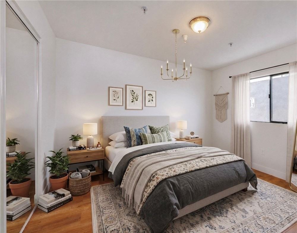 11510 Emelita St - Photo 5 of 19
