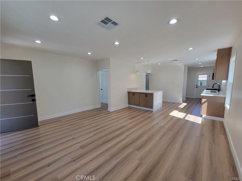 3140 Golden Ave - Photo 5 of 13