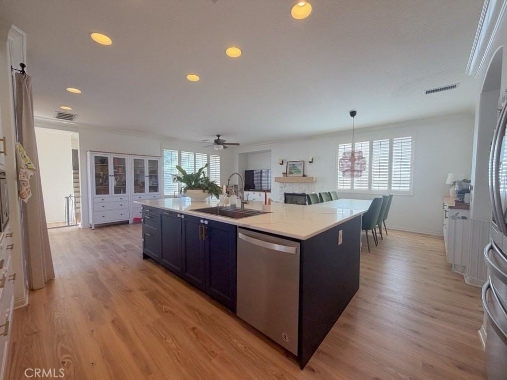 9 Allbrook Ct - Photo 3 of 45