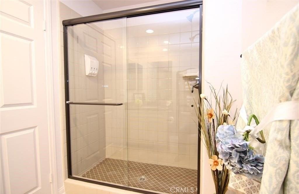 1330 Clementine Way #A - Photo 6 of 14