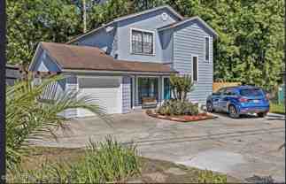 726 Plainfield Ave - Photo 1 of 1