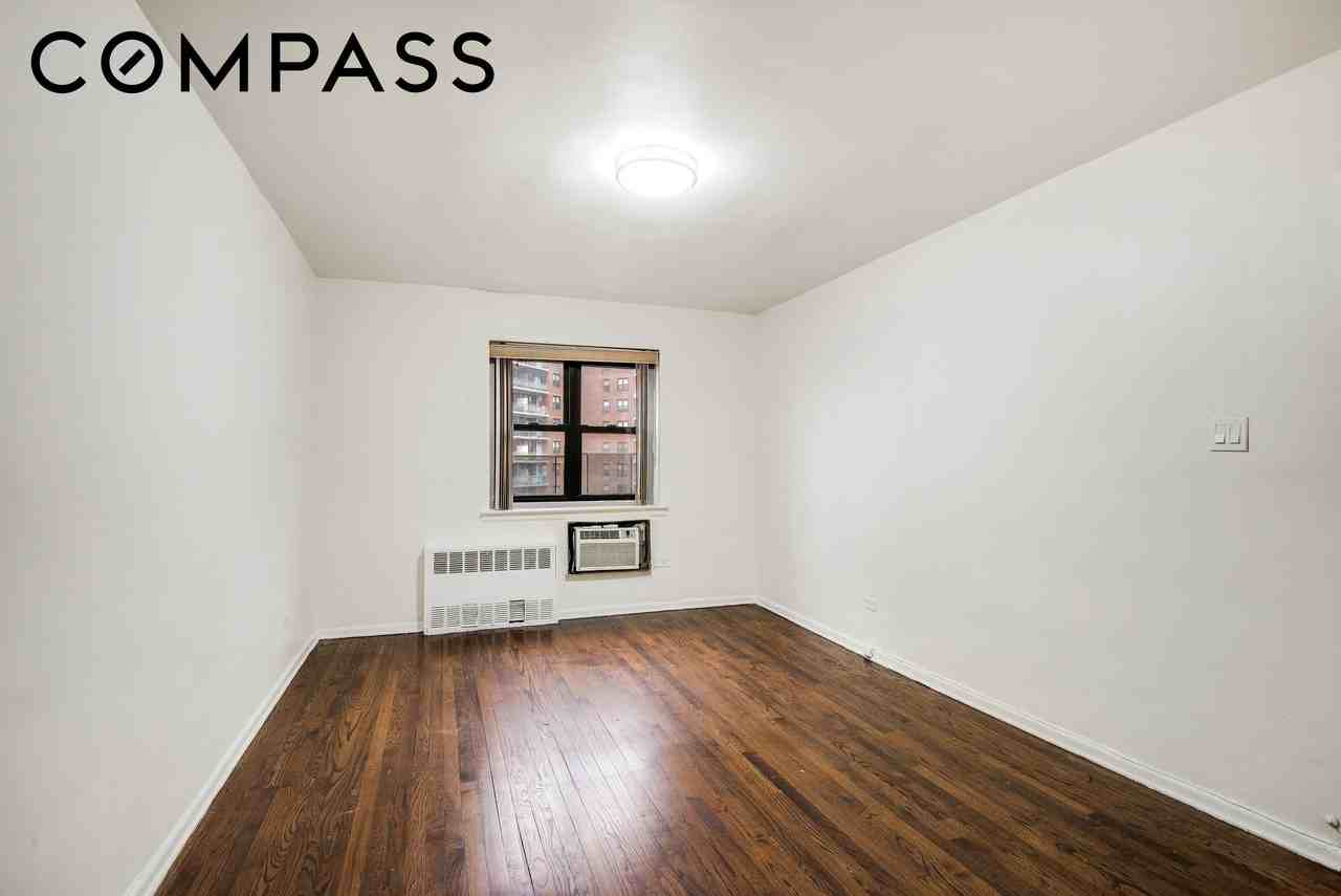 5710 Junction Blvd #6J - Photo 5 of 9