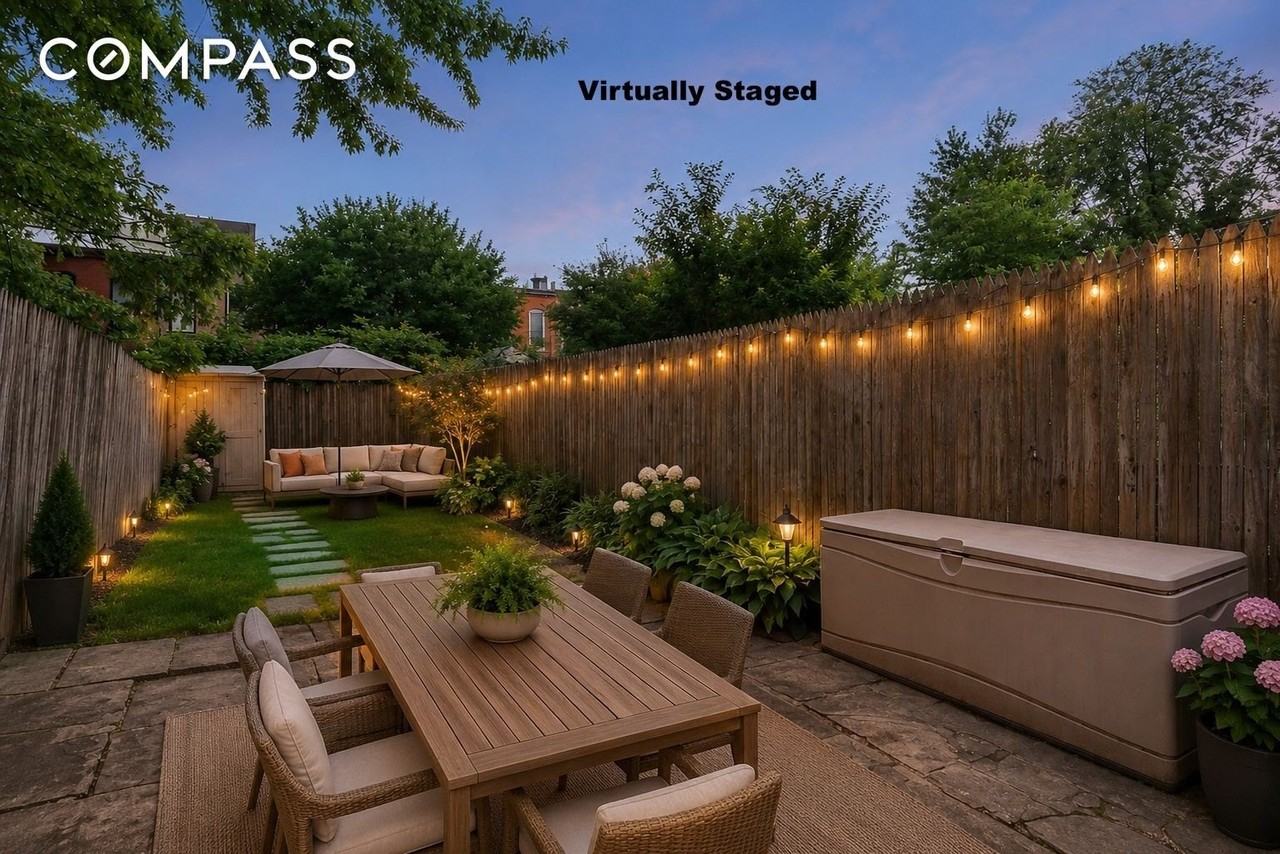 268 Bainbridge St - Photo 7 of 9