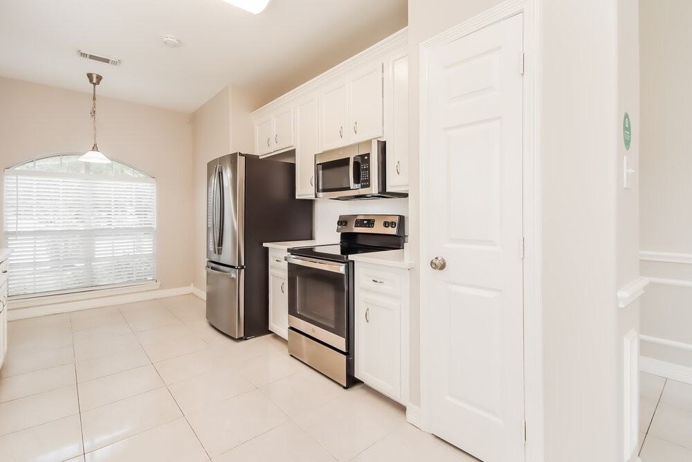 3306 Maymist Dr - Photo 7 of 16