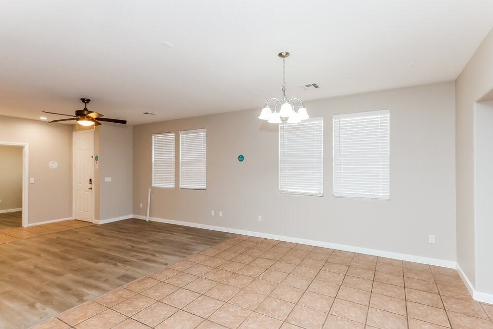11065 Romola St - Photo 6 of 16