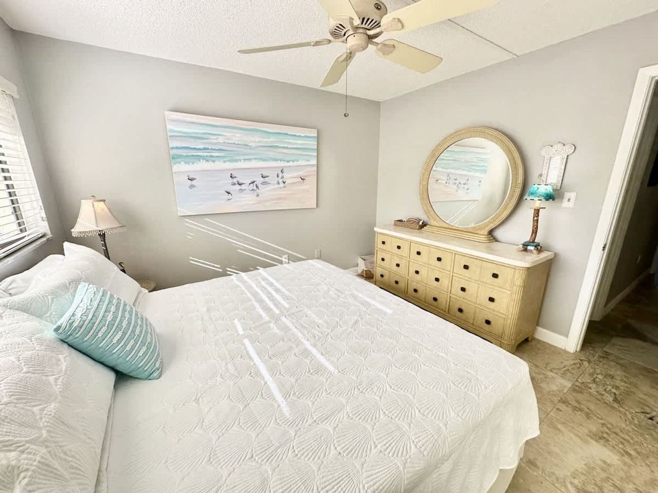 6327 Midnight Cove Rd #1578382P - Photo 5 of 30