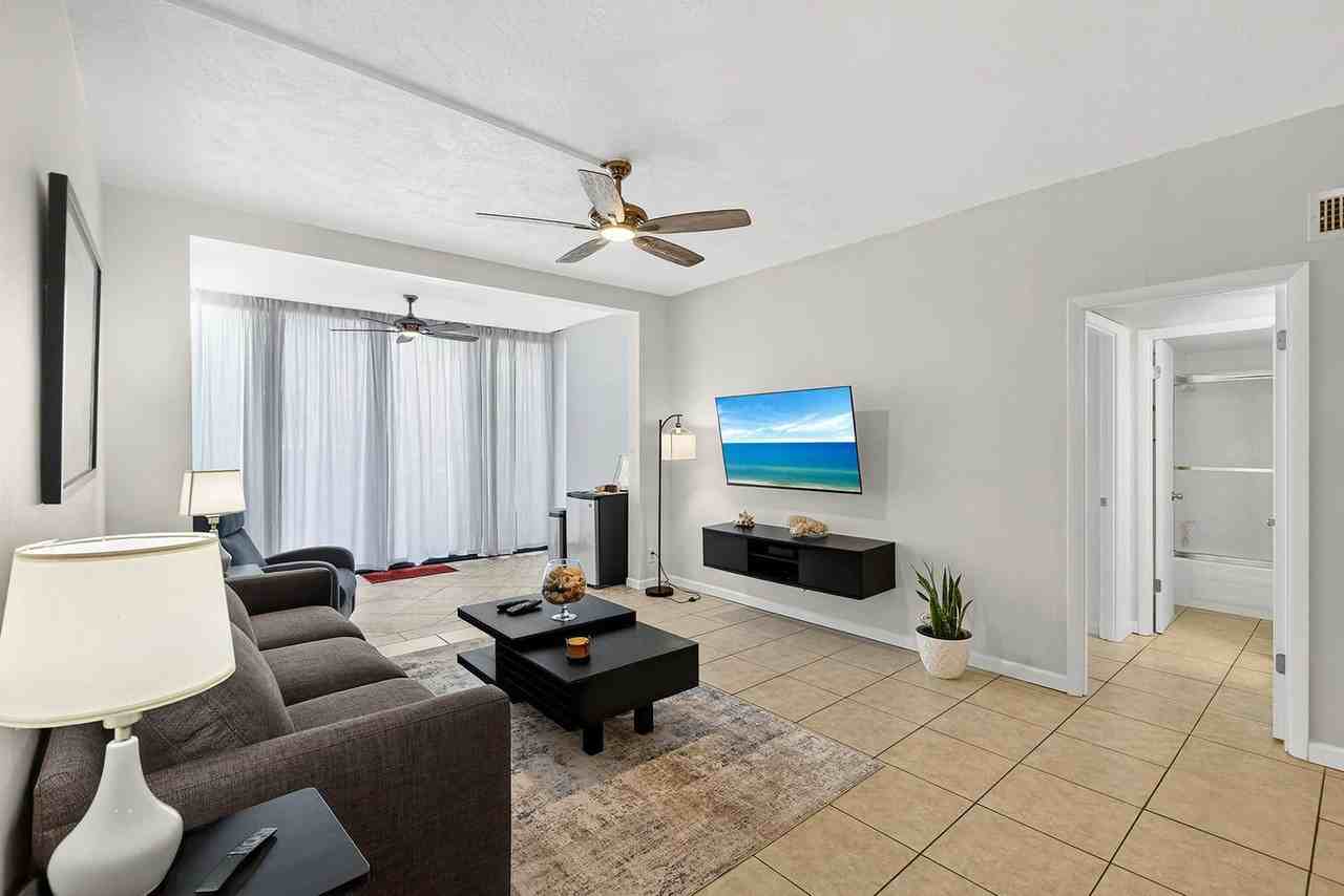 5830 Jamaica Royale #1578366P - Photo 3 of 33