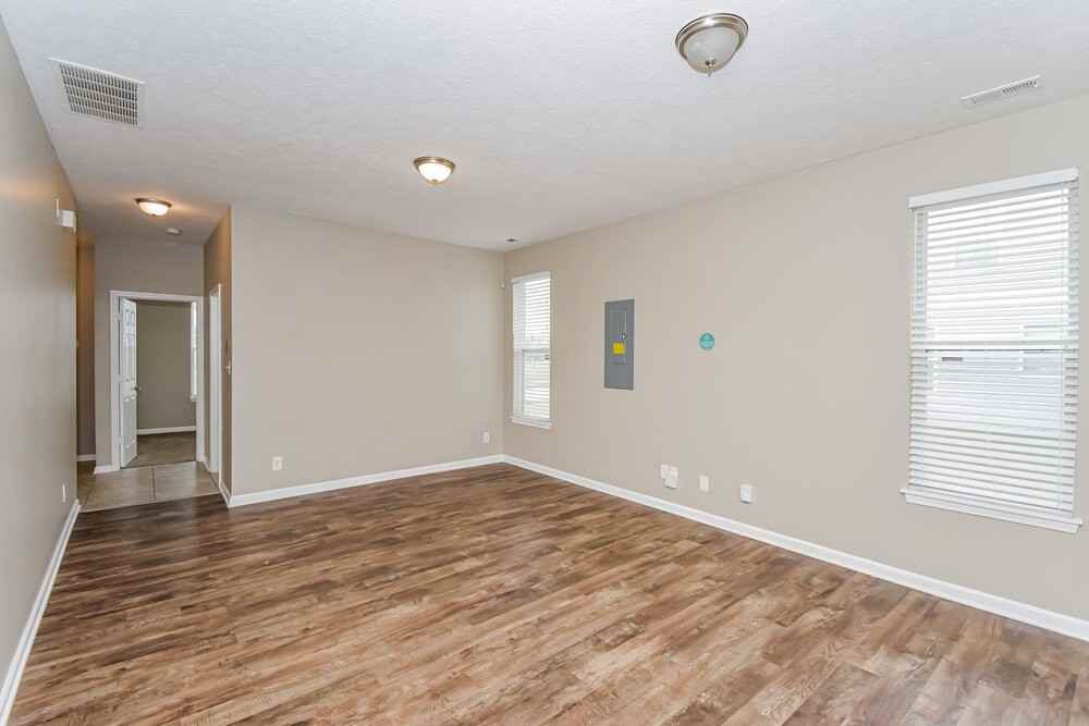 2939 E Tabor St - Photo 4 of 20