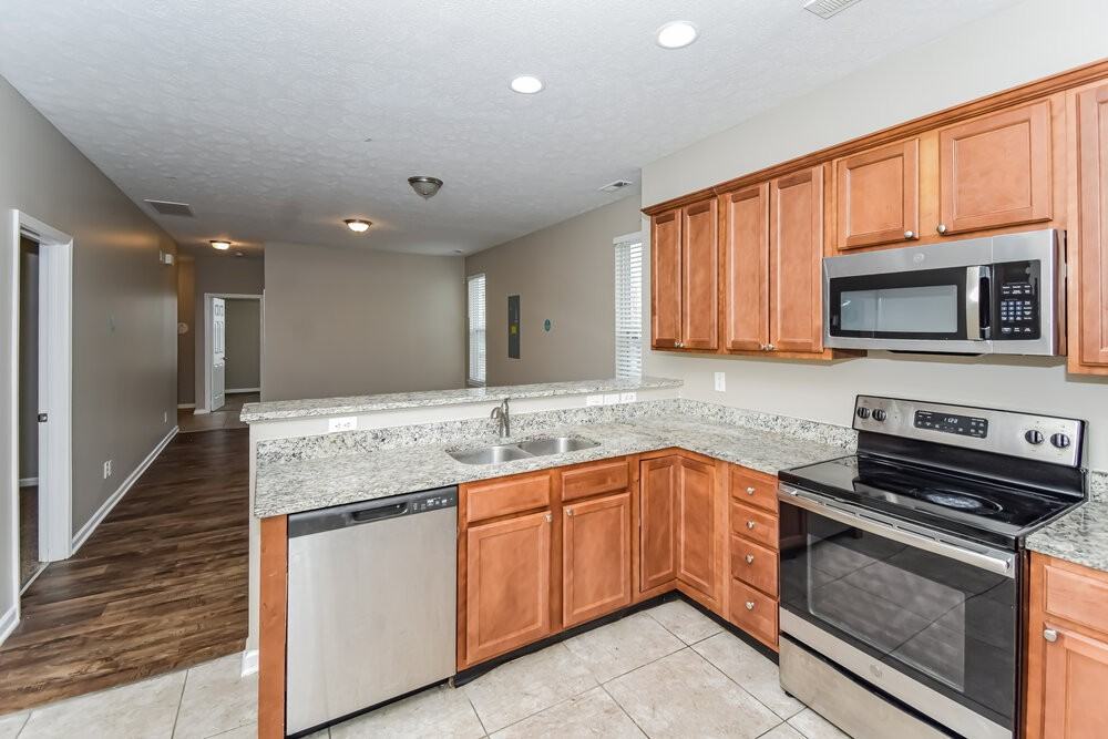 2939 E Tabor St - Photo 5 of 20