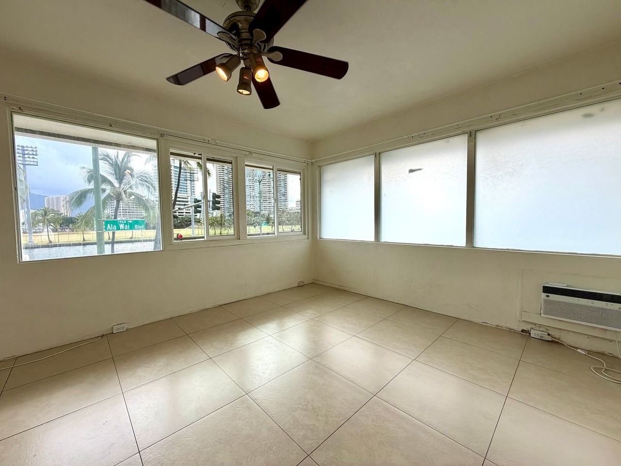 444 Pau St #H - Photo 2 of 7