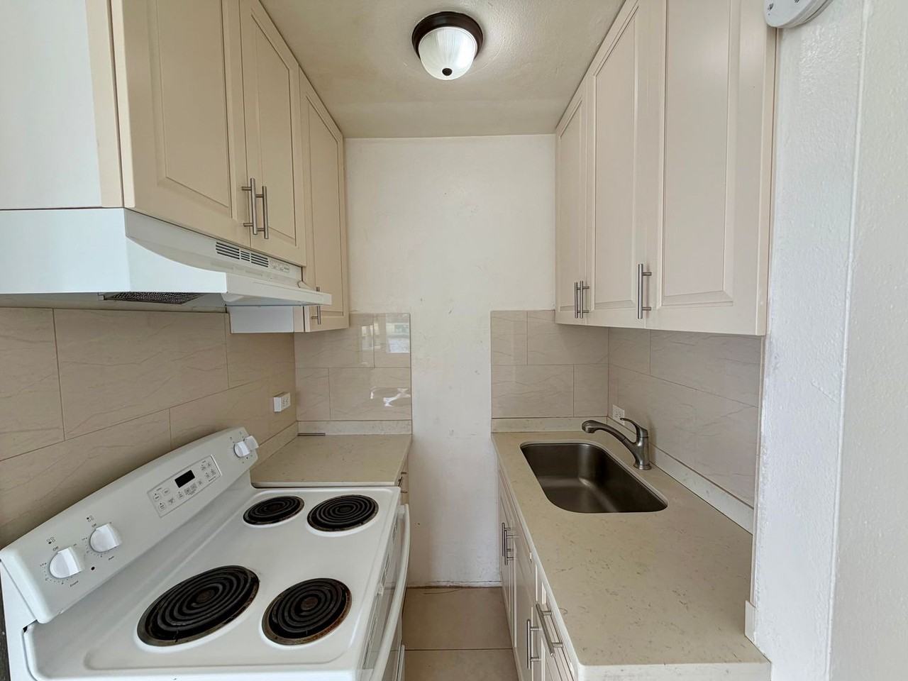 444 Pau St #H - Photo 4 of 7