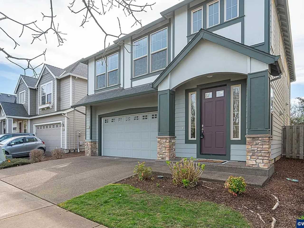 728 Se Bayshore Cir - Photo 2 of 24