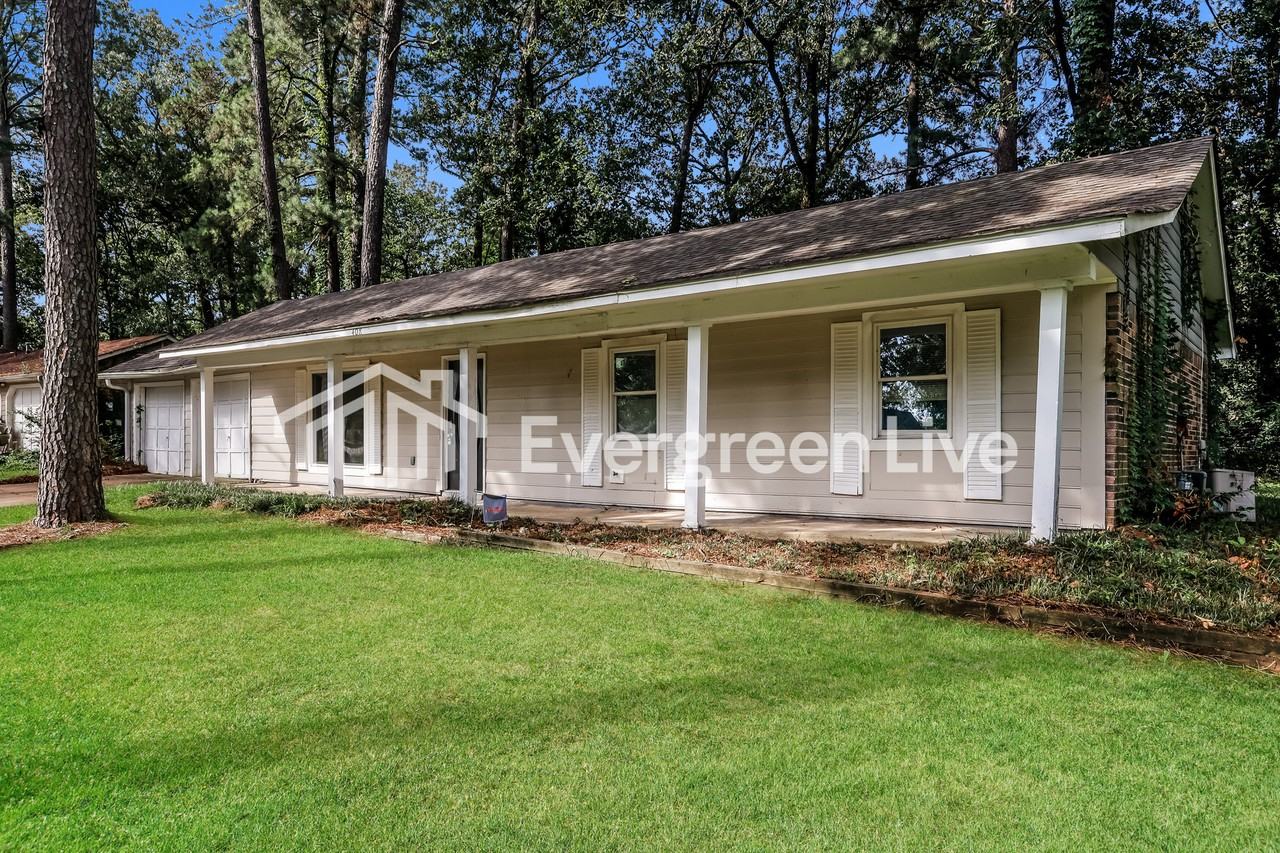 408 Shenandoah Rd N - Photo 2 of 15