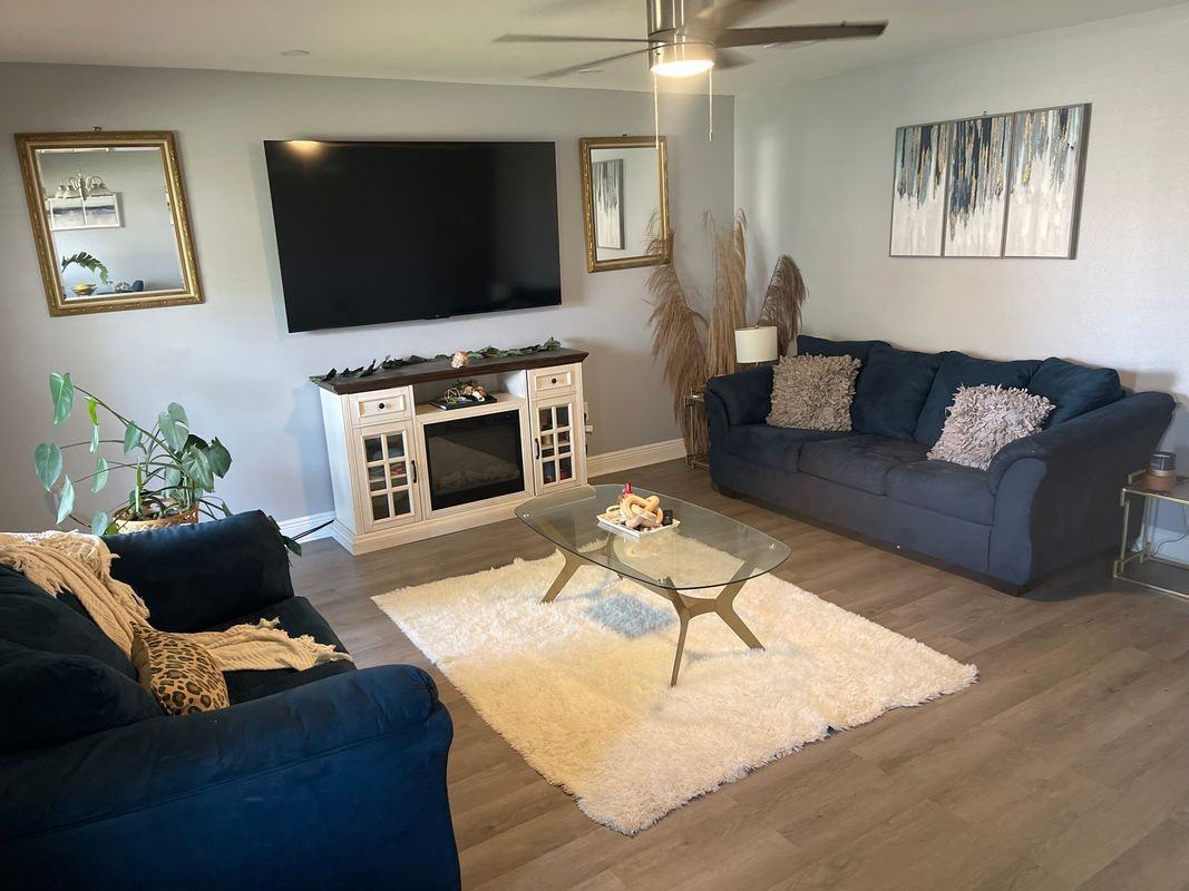 676 Aline St - Photo 4 of 8