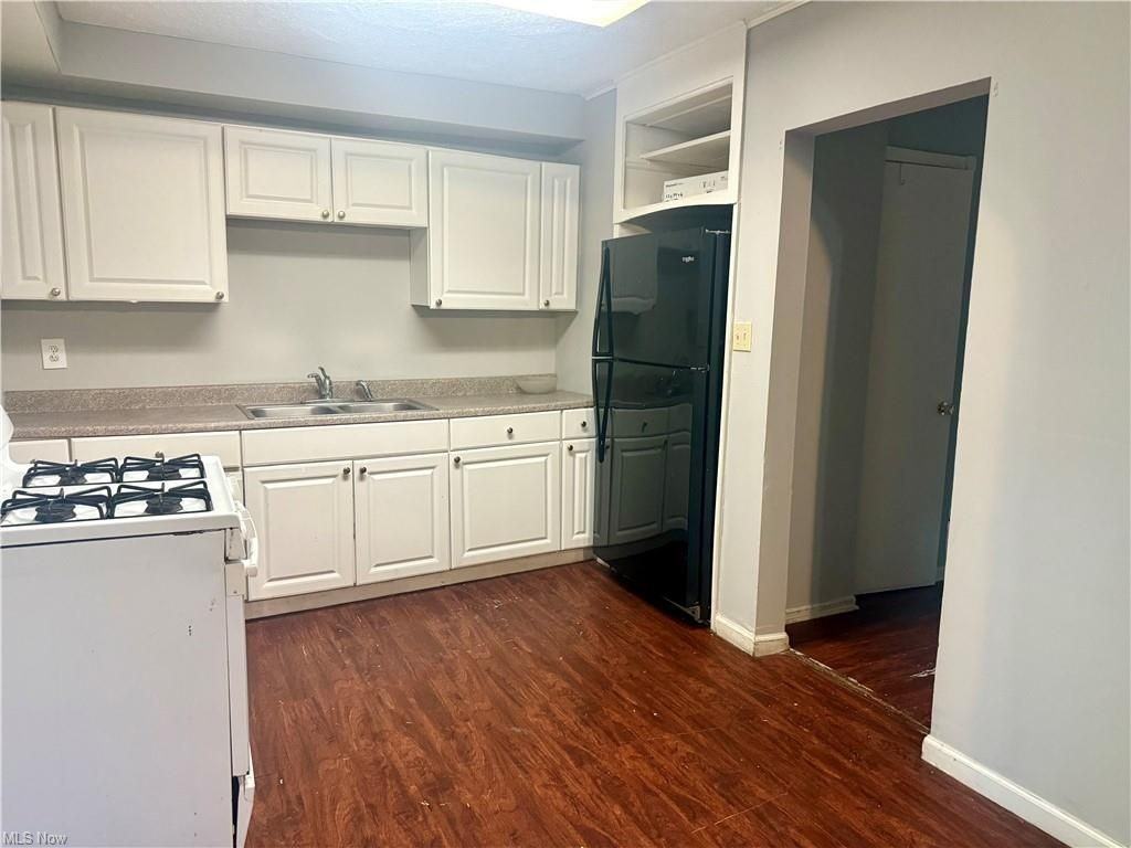 6988 Columbia Rd - Photo 3 of 3