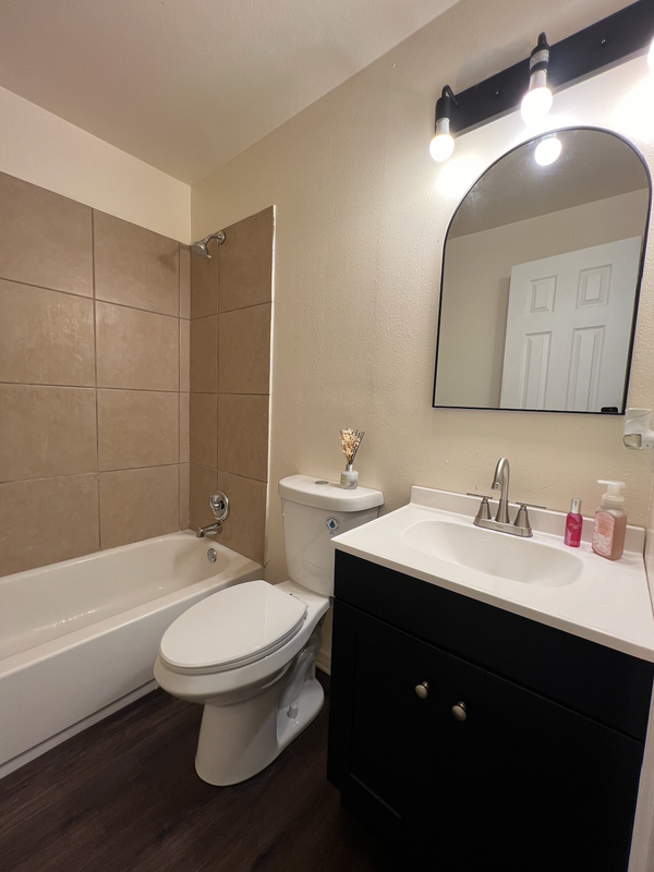 3923 Roneagle Way - Photo 7 of 13