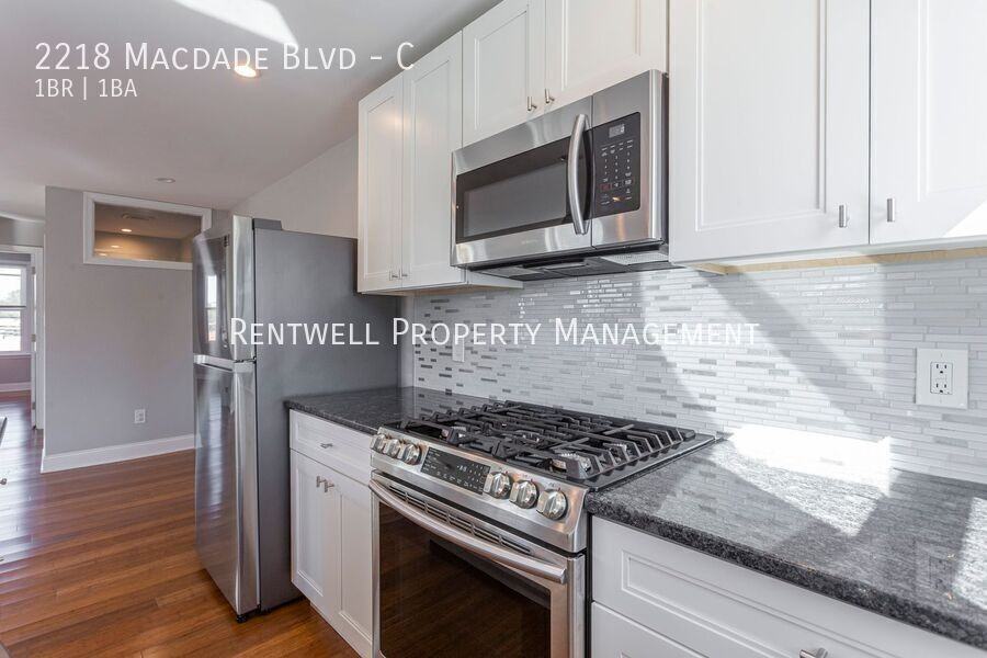 2218 Macdade Blvd #C - Photo 3 of 33