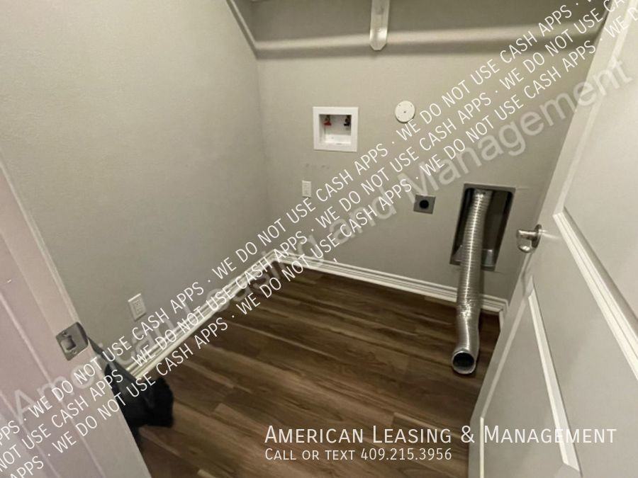 2680 Saint Helena St - Photo 6 of 19