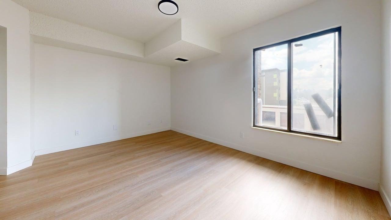 215 E Arbor (Bismarck,ND) - Photo 4 of 17
