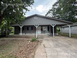 featured image of 718 Healy St