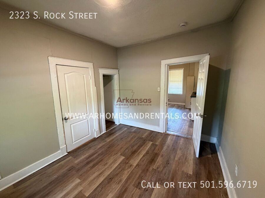 2323 Rock St - Photo 7 of 9