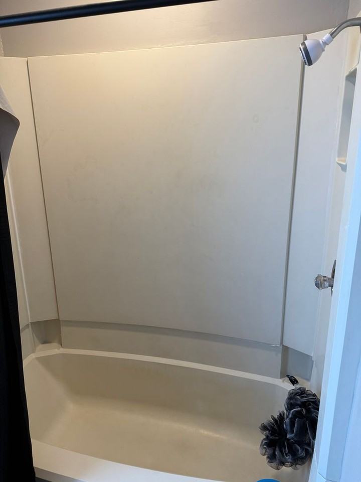 105 Main St S Apt 10 #10 - Photo 7 of 8