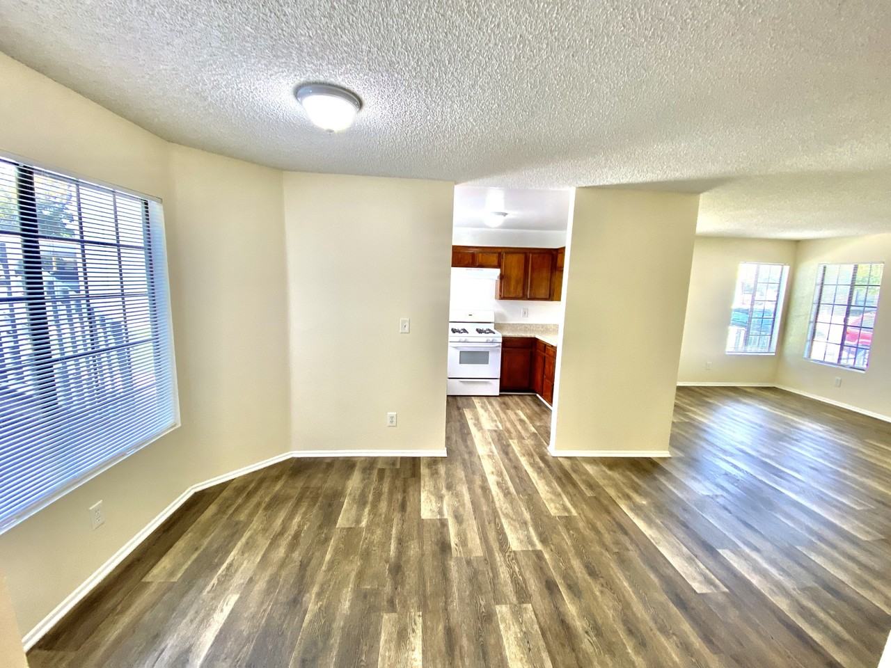 2908 E South St #1 - Photo 4 of 15