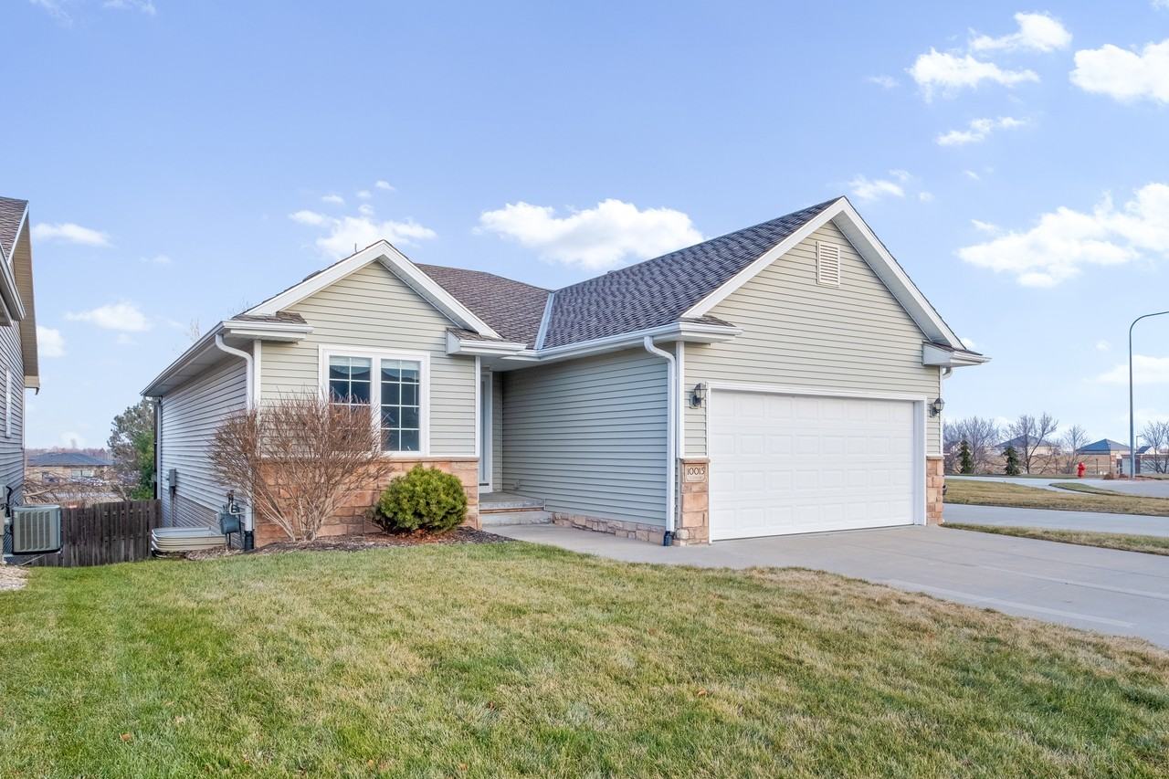 10015 S 170th Cir #NA - Photo 2 of 26