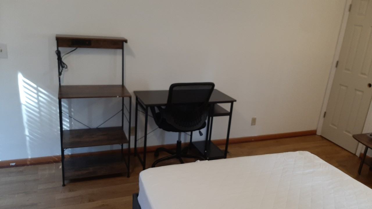 240 Brookstone Dr #NA - Photo 2 of 5