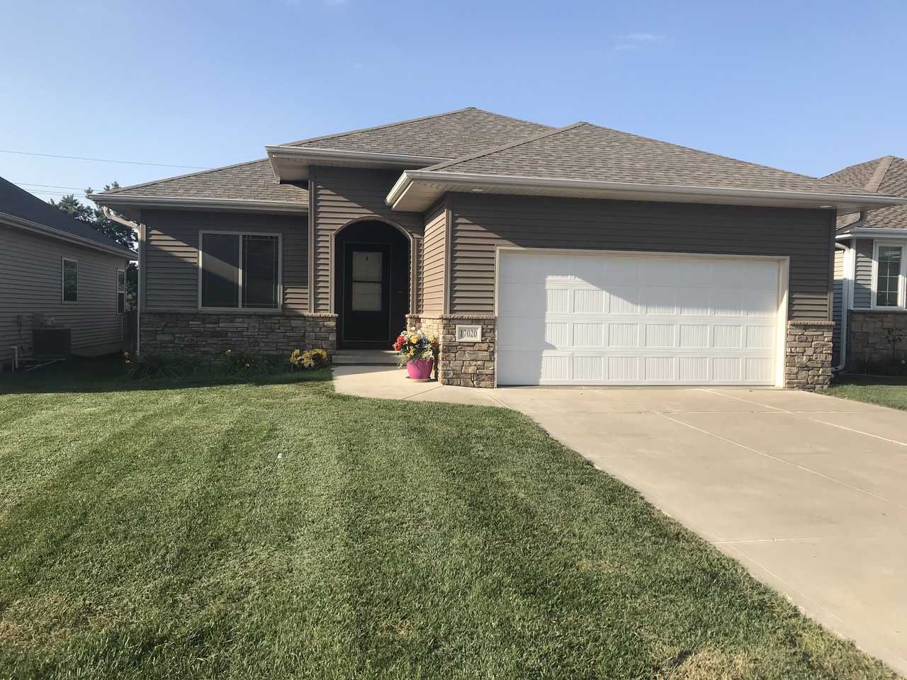 17020 Cypress St #NA - Photo 2 of 21